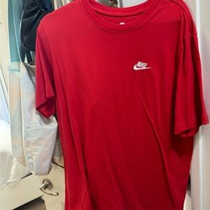 Men’s / Women’s Nike Crew Tee